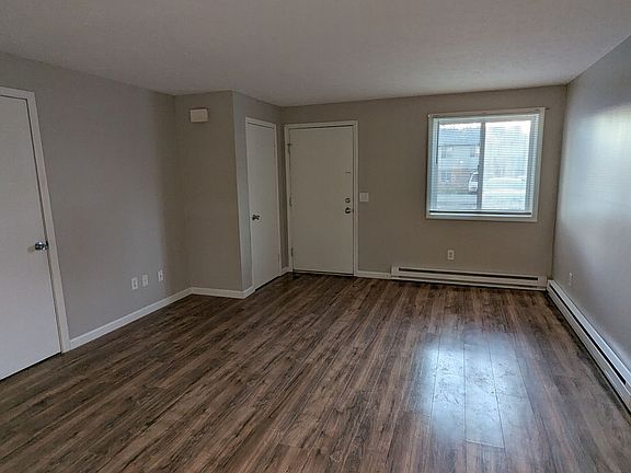 2nd image of 827 Kerns Dr NE APT A