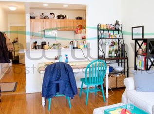 55 Queensberry St APT 18, Boston, MA 02215