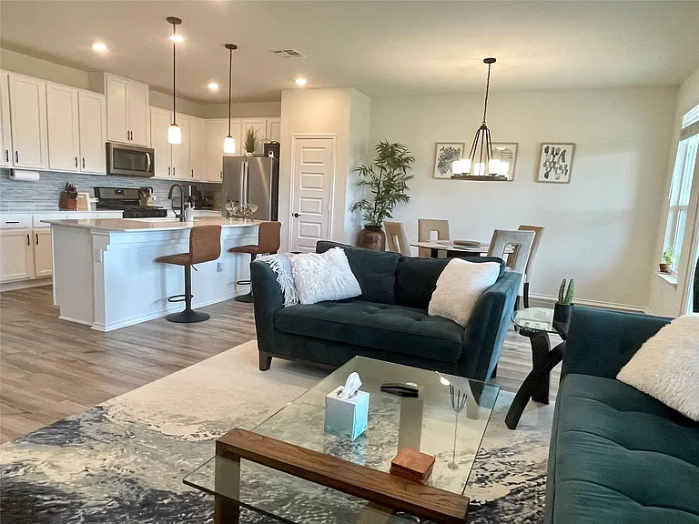 3768 Forino Dr — Photo 11
