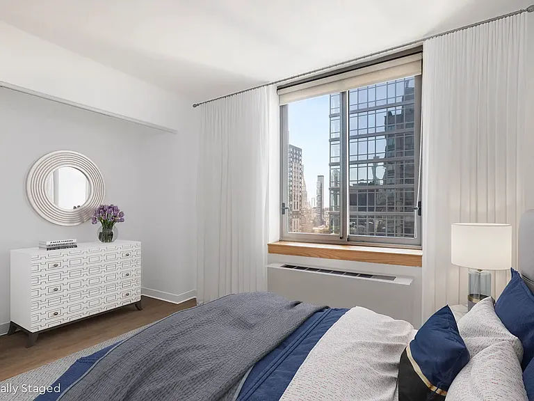 35 W 33rd St #28D — Photo 2
