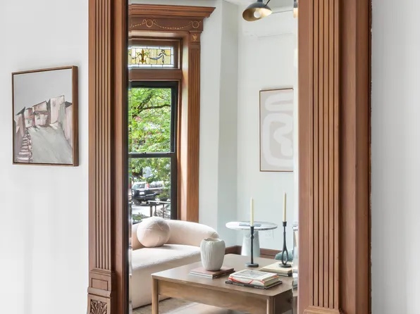 1137 Park Place image 5 of 27