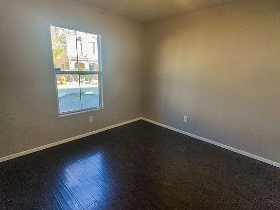 2nd image of 605 Port Talbot Ave