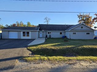 6249 W Pine Point Rd, Grayling, MI 49738