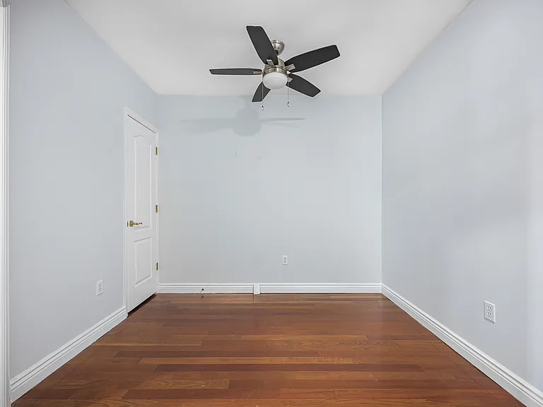 2408 Ocean Ave #9A — Photo 7