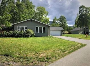 19619 Pribilof Loop, Eagle River, AK 99577