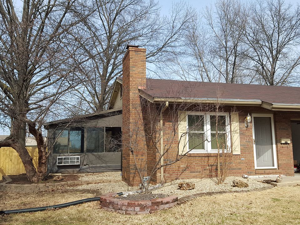 1st image of 3130 Yale Dr