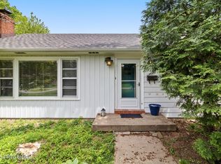 3307 Willow Way, Louisville, KY 40218