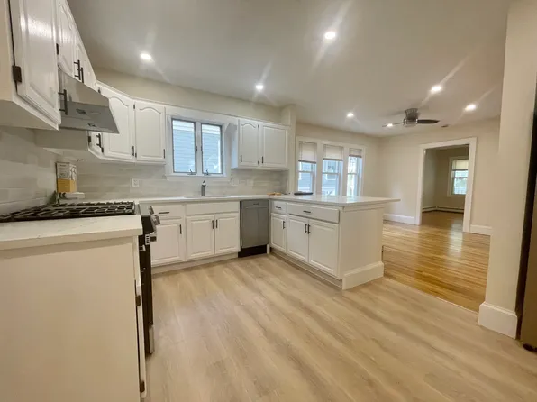 324 Savin Hill Ave APT 2, Boston, MA 02125