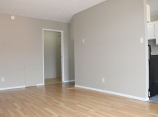 2310 17th St W #1-BEDROOM, Saskatoon, SK S7M4R4