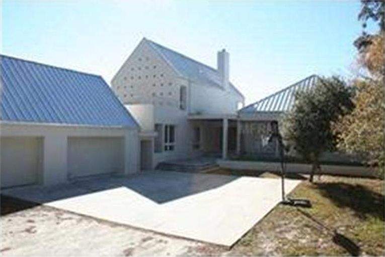 2nd image of 1200 Thicket Ln