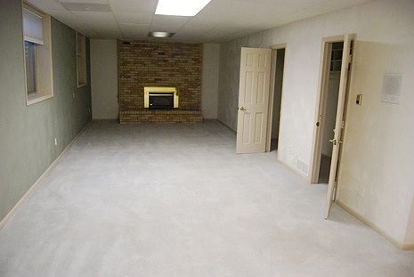 Lower level family or entertainment room