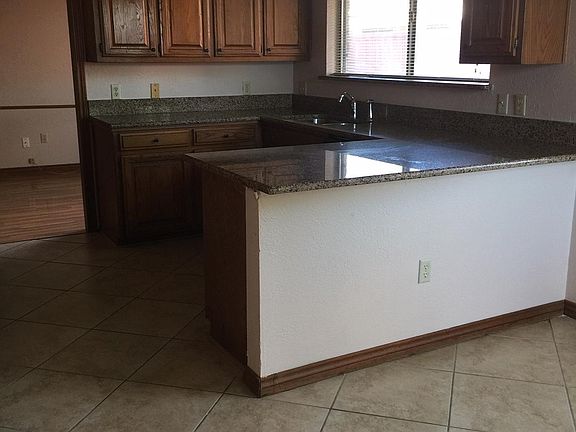 2nd image of 4014 Angelina Dr