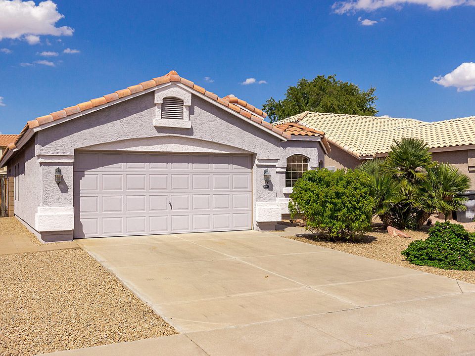 1st image of 8968 W Tierra Buena Ln