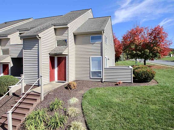 2nd image of 1331 Bradley Dr