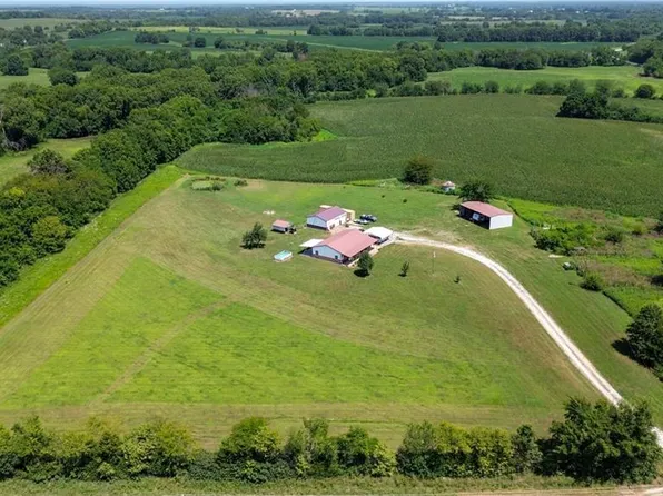 1581 NW 100th Rd, Urich, MO 64788