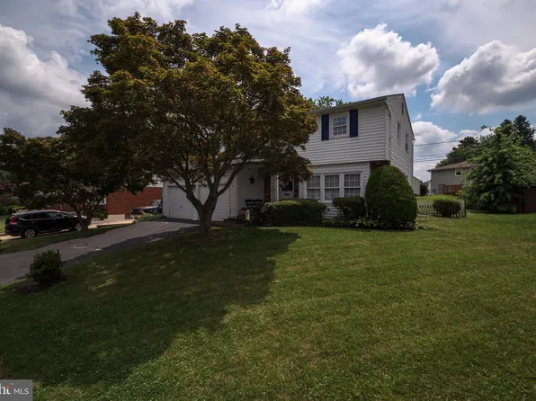 17 Winnwood Rd, Newark, DE 19711