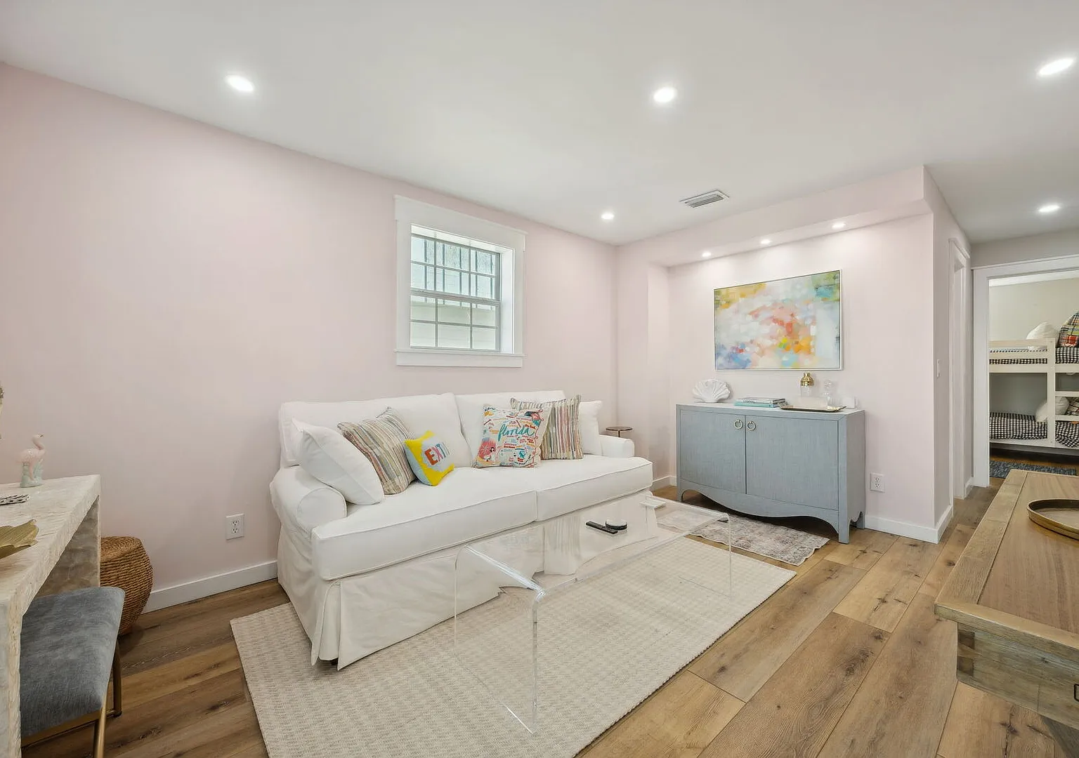 3 bed, 1224 sqft, $3,500 — Photo 4