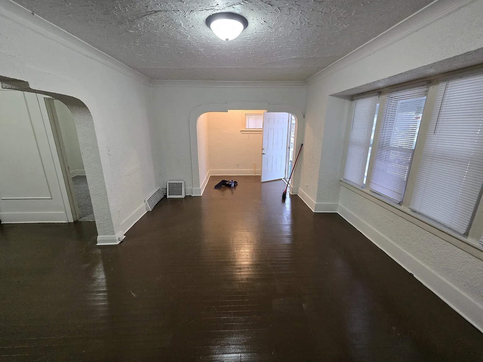 3 bed, $1,750 — Photo 4