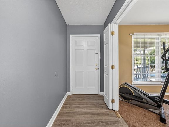 4th image of 2600 Poyner Dr