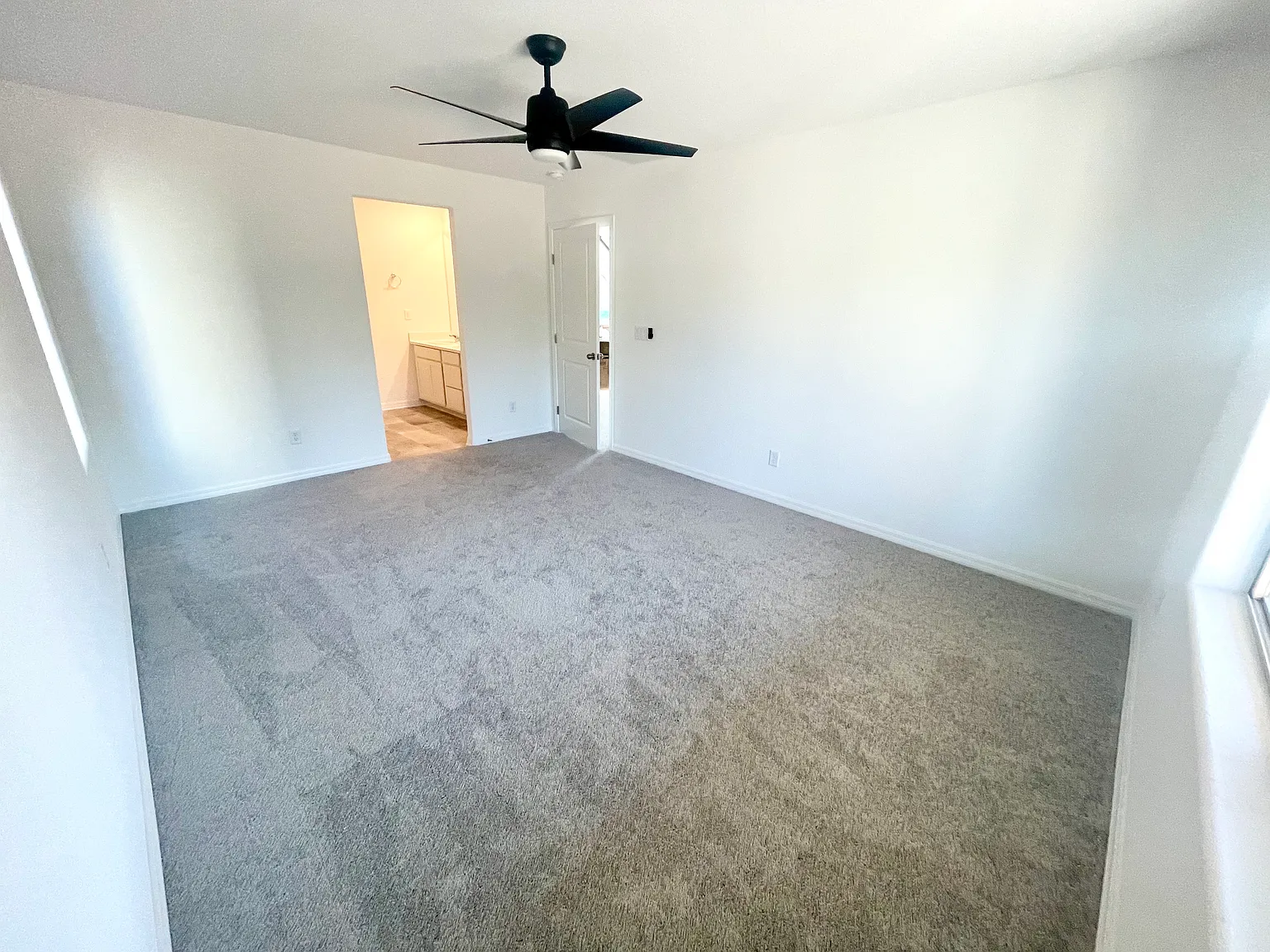 7661 Morris Plains Way — Photo 4