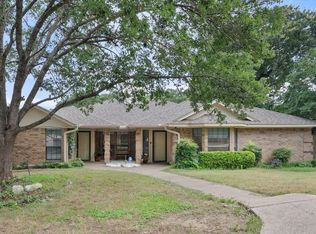 7804 Laver Ct, Fort Worth, TX 76112
