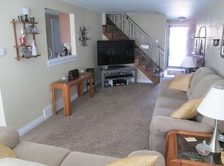 68 Harrogate Sq, Amherst, NY 14221