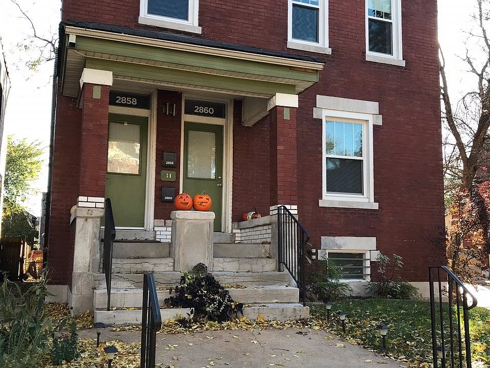 1st image of 2860 Victor St