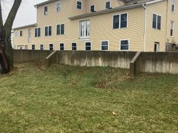 7284 W Sullivan Ln, Monroe, WI 53566