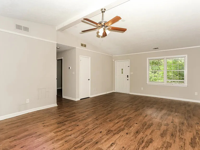6206 Shallow Creek Ln — Photo 5