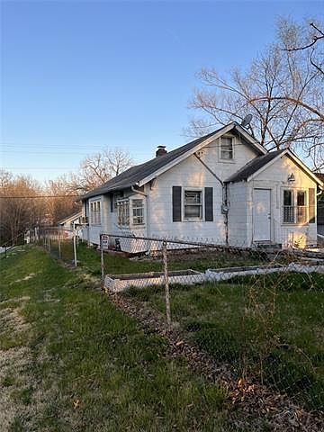 1st image of 7000 Jackson Ave