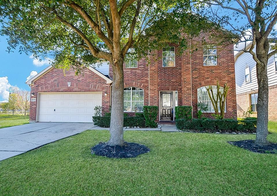 1st image of 5111 Meadow Canyon Dr