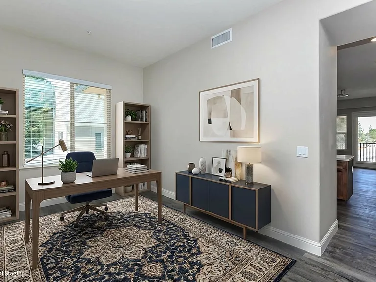 Drew Court Apartments — Photo 45