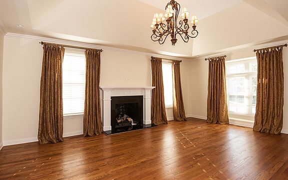 3rd image of 175 S Bradford Ct