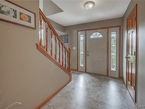 5th image of 7047 Lincoln Avenue Ext