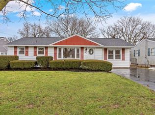 109 Bury Dr, Syracuse, NY 13209