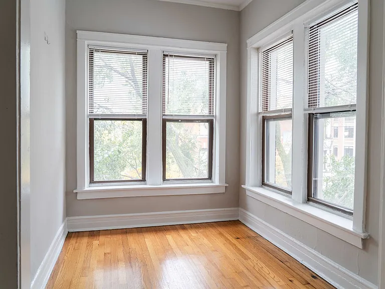 1468 W Argyle St #3F — Photo 1