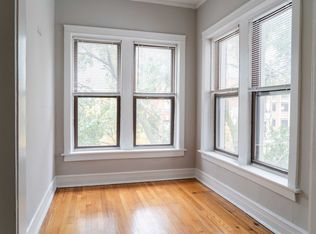1472 W Argyle St #2F, Chicago, IL 60640