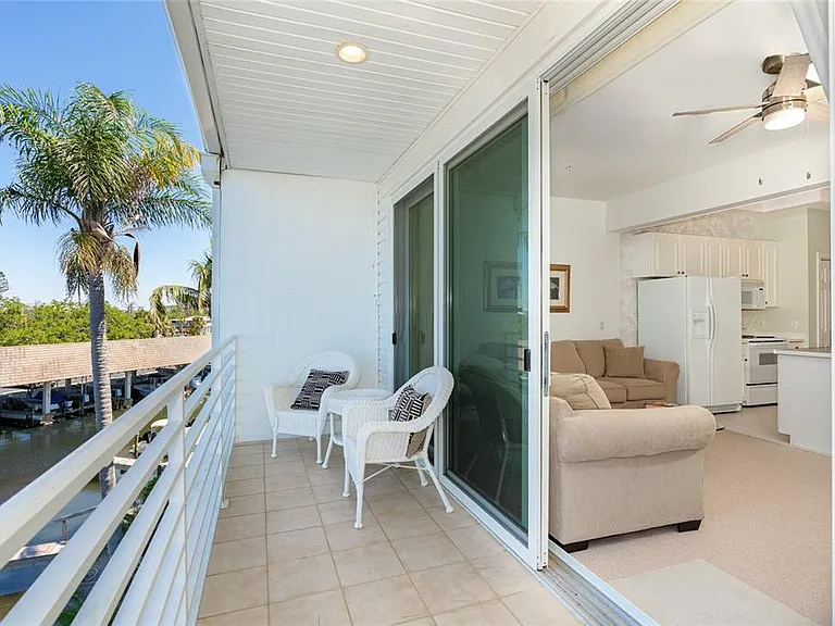 8280 Harborside Cir — Photo 11