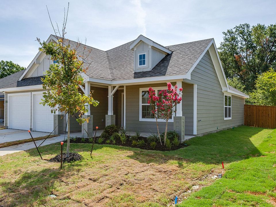 1st image of 111 Rock Creek Ln