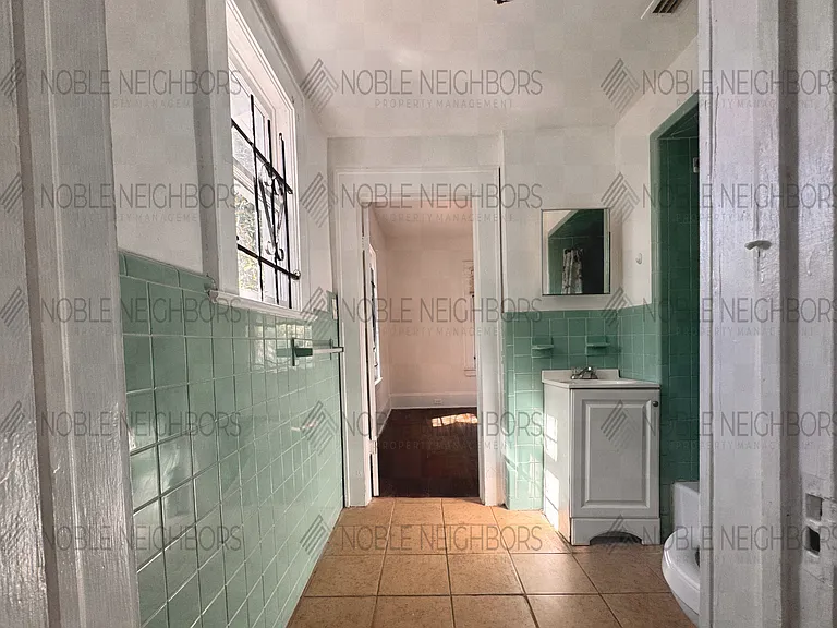 3728 Silver St — Photo 7