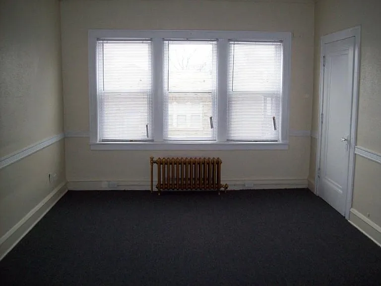 807 Forsythe Ave #7 — Photo 2