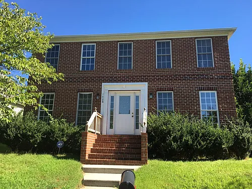 1608 Wallace St Photo 1