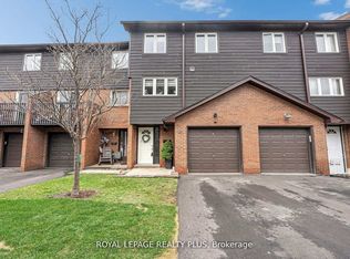 1755 Rathburn Rd E #20, Mississauga, ON L4W2M8