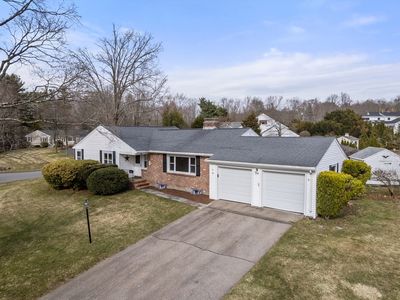 41 Country Ln, Westwood, MA, 02090
