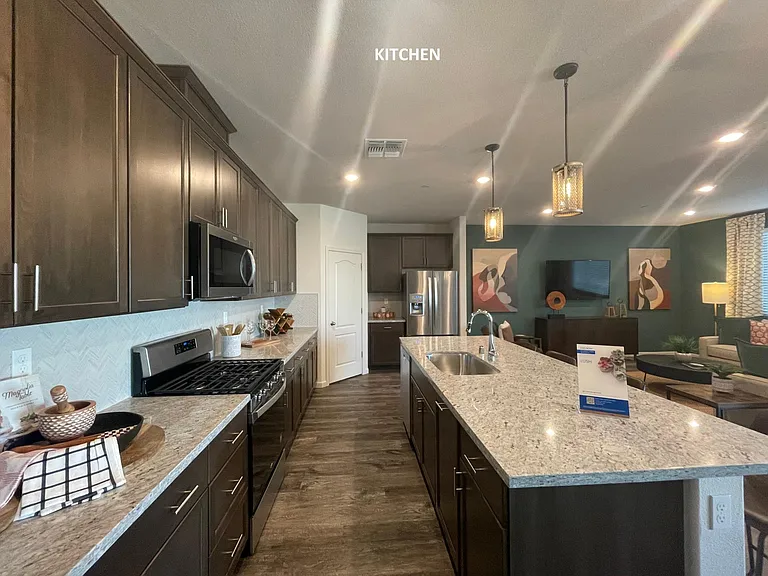 1862 Tule Ave — Photo 14