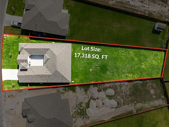 3rd image of 14725 Aqualina Way
