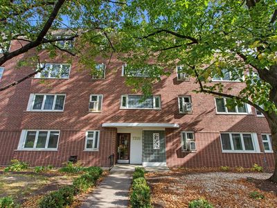 7200 Oak Ave APT 2SW, River Forest, IL, 60305