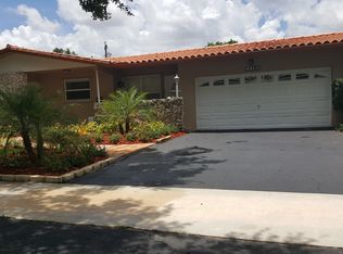 14400 Lake Candlewood Ct, Miami Lakes, FL 33014