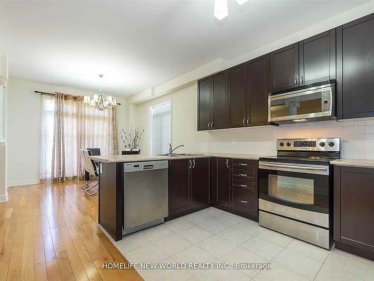 18 Danpatrick Dr — Photo 4