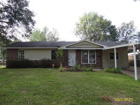 2418 Broadmoor Dr, Columbus, GA 31903